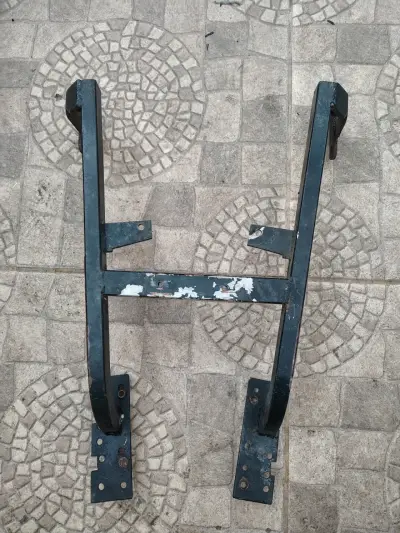 Soporte metálico para Moto - miniatura 2