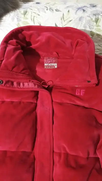 Chaqueta acolchada fucsia para invierno - miniatura 2