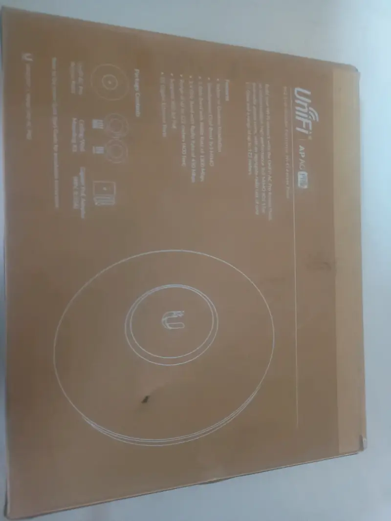 Switch Pro Max 16 PoE para redes - 3