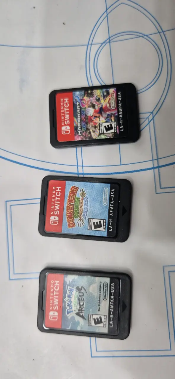 Consola Nintendo Switch con accesorios y juegos - 5