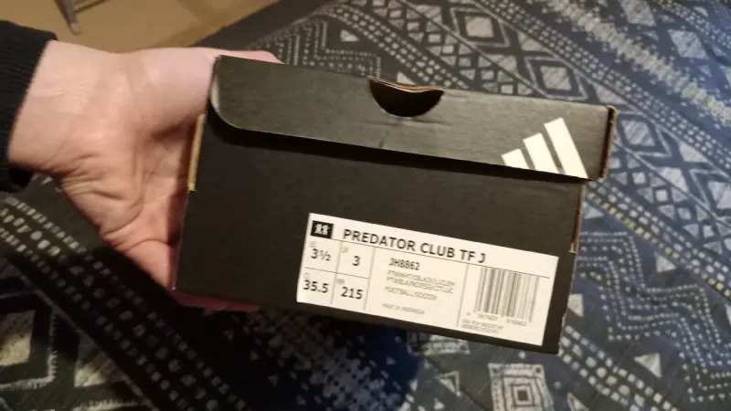 Zapatillas de fútbol Adidas Predator blancas y amarillas - 5