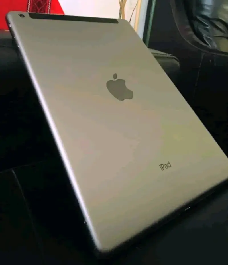 iPad Air primera generación 16 GB - 1
