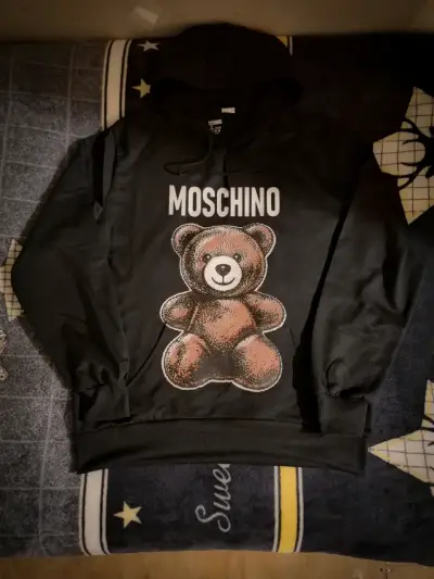 Polerón Moschino - miniatura 1