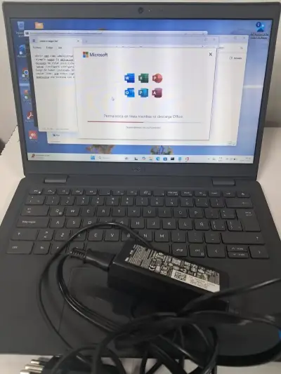 Laptop Dell Intel Core i5 11va Gen 8GB RAM - miniatura 2