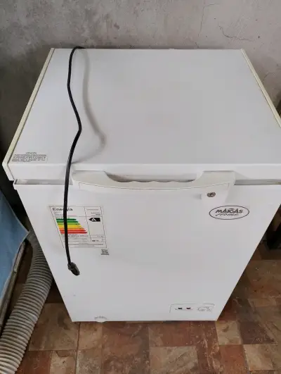 Congelador horizontal Maigas en buen estado - miniatura 1