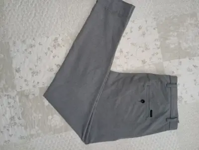 Pantalón gris de vestir para hombre - miniatura 1