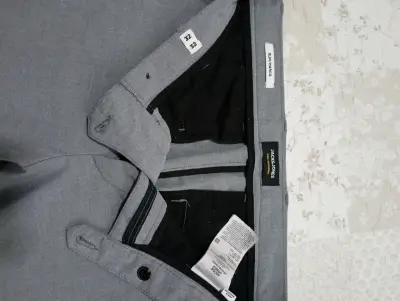Pantalón gris de vestir para hombre - miniatura 3