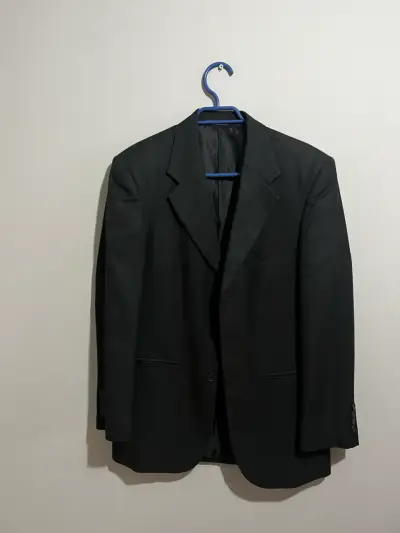 Blazer negro elegante para hombre - miniatura 3