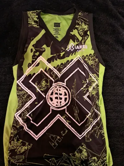Polera deportiva X Games verde y negra - miniatura 1