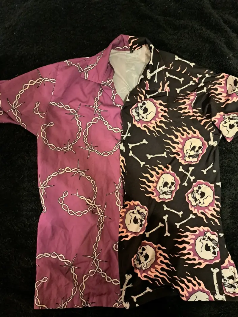 Camisa estampada de calaveras y alambre de púas - 1