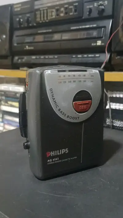 Walkman philips con DBB - miniatura 1