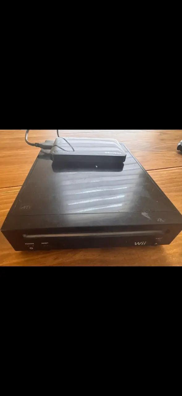 Consola Nintendo Wii con accesorios y disco duro - 2