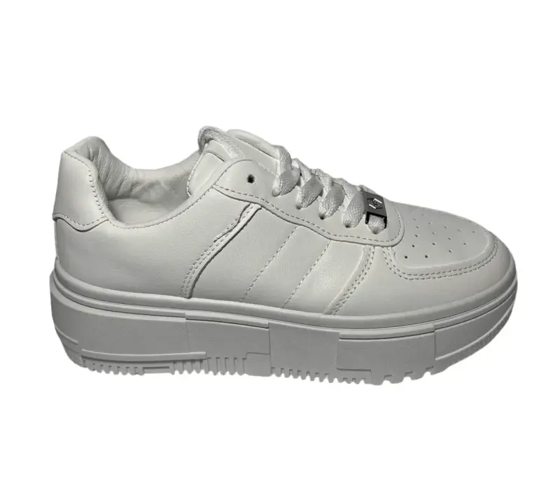 Zapatilla blanca eco cuero. Nuevas. Talla 36 a 40. - 1