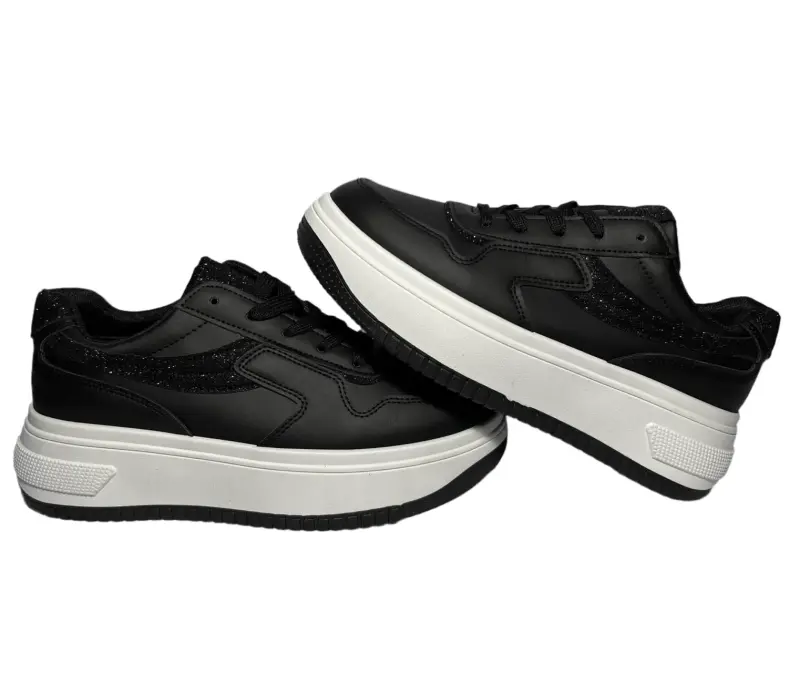Zapatilla mujer eco cuero. Nuevas. Talla 36 a 40. - 2