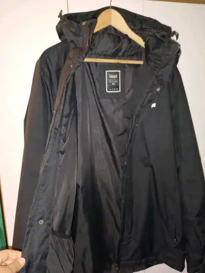 Chaqueta negra impermeable Upp! para hombre - miniatura 1