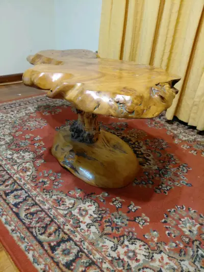 Mesa de centro rústica de madera natural - miniatura 4