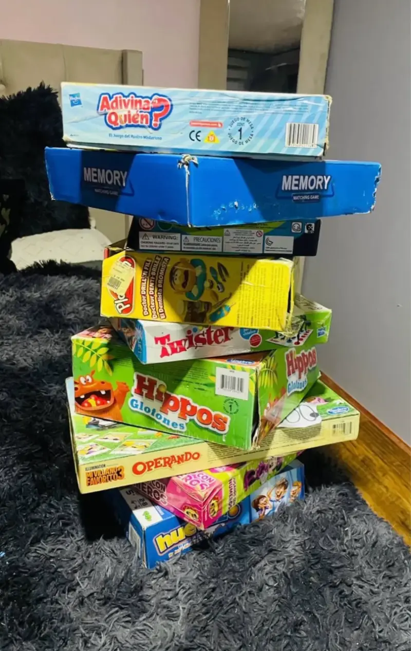 Juegos de mesa Operando, Twister y más - 3