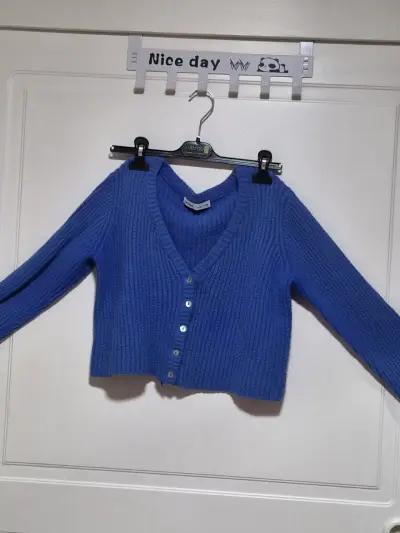 Cardigan azul de punto con botones - miniatura 1