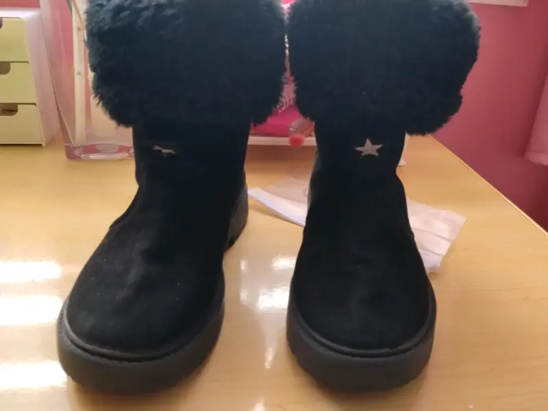 Botas negras con forro de felpa y estrella N°31 - 1