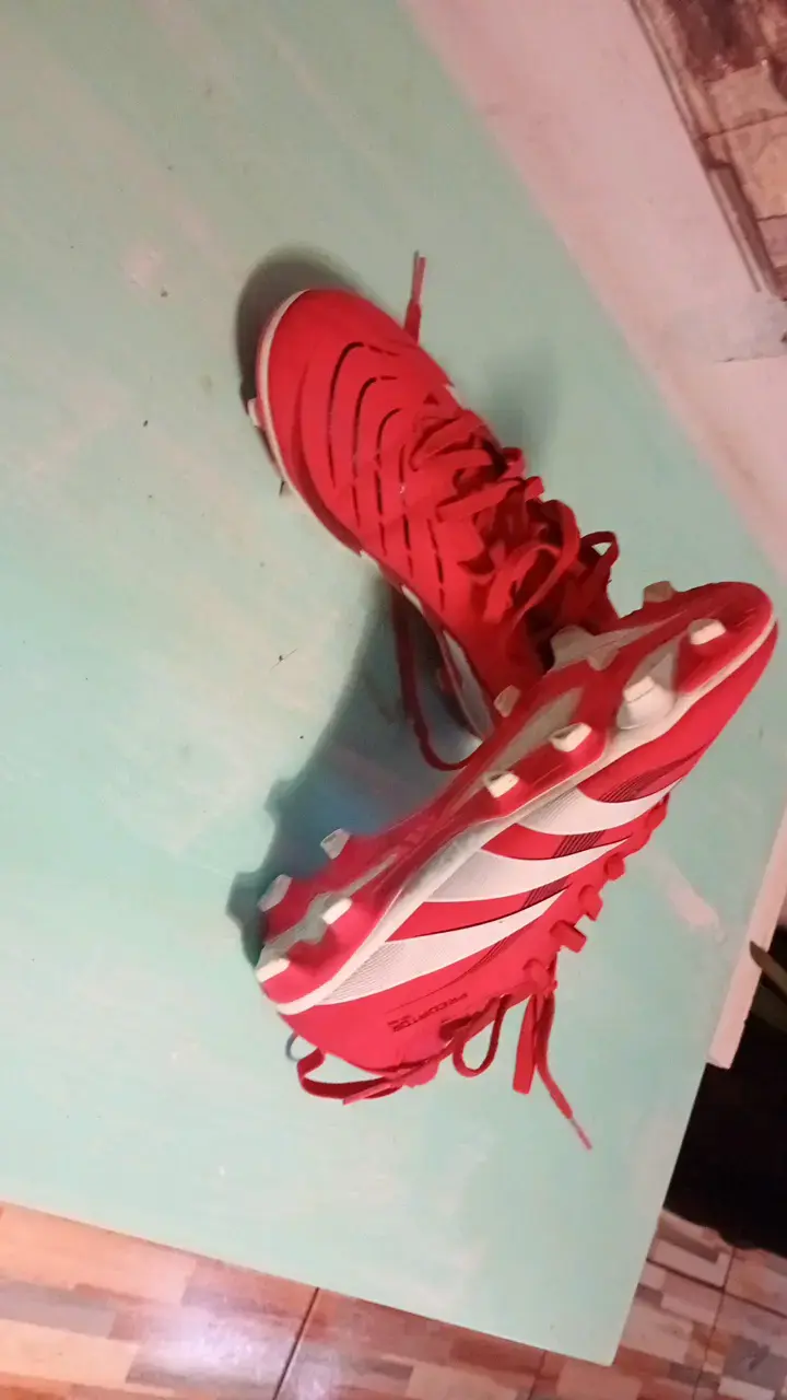 Botines de fútbol Adidas Predator rojos - 3