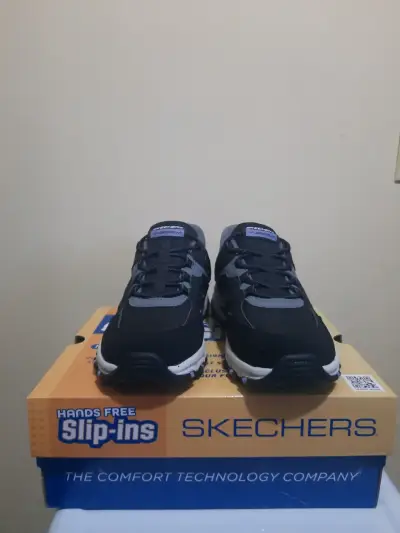 Zapatillas Skechers Slip-Ins negras para mujer - miniatura 2
