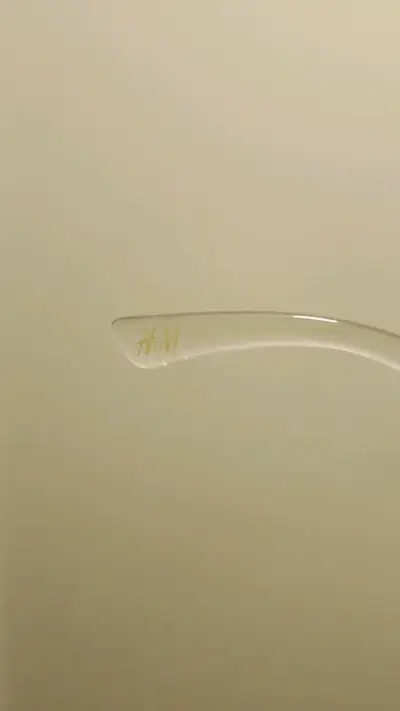 Gafas de sol transparentes H&M. - miniatura 3