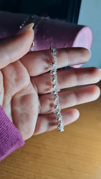Pulseras de plata con dijes variados - miniatura 4