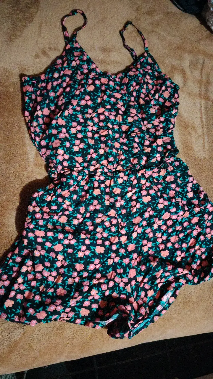 Enterito floral de verano para mujer