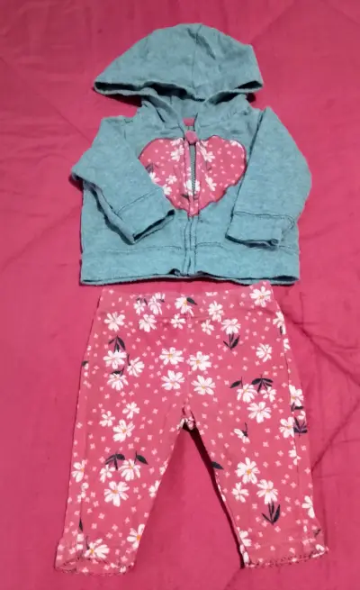 Conjuntos de ropa para bebita - miniatura 3