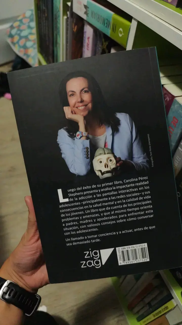 Libro Atrapados por la Red de Carolina Pérez Stephens - 2