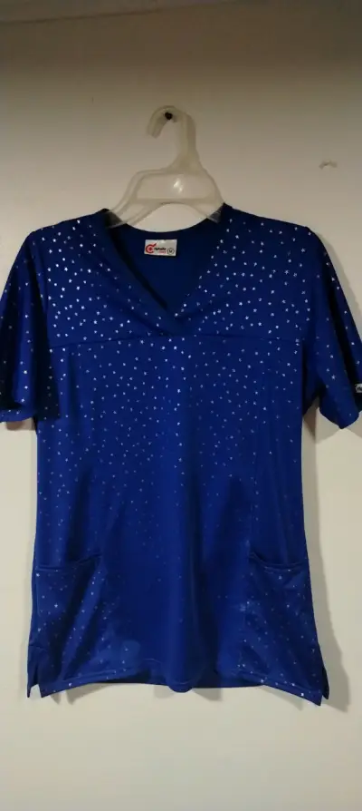 Blusa médica estampada colorida talla M - miniatura 2
