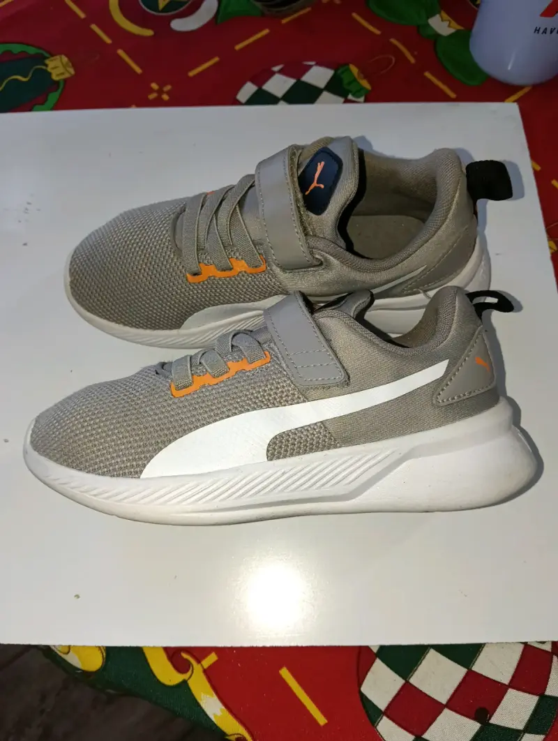 Zapatillas deportivas Puma talla 33 - 2