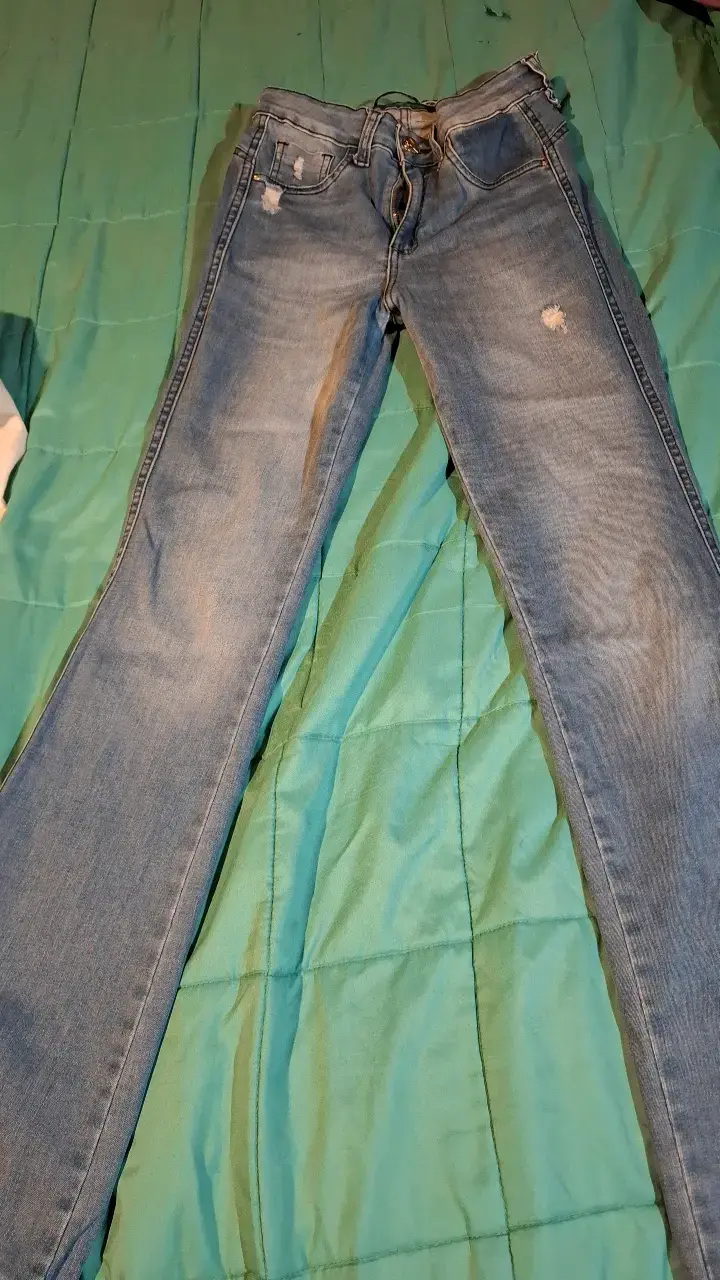 Jeans de mezclilla azul desgastados - 1
