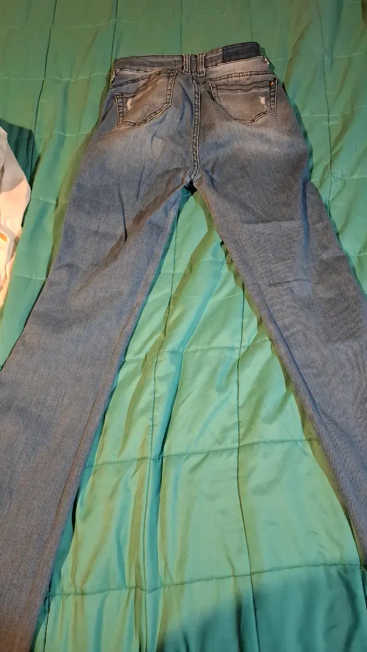 Jeans de mezclilla azul desgastados - 2