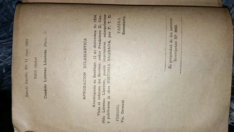 Libro antiguo 'Historia Sagrada' curso elemental - 3