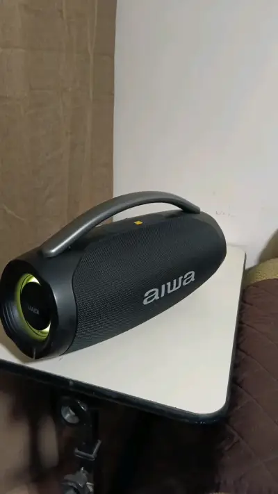 Parlante portátil Aiwa con asa - miniatura 1
