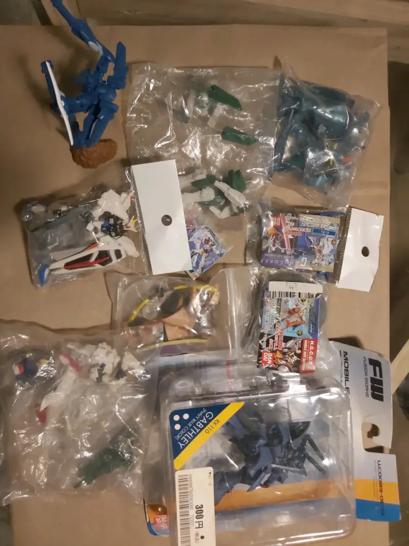 Figura de acción robot GUNDAM desmontable - 4