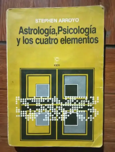 Libro Astrología Psicología y los Cuatro Elementos - miniatura 1