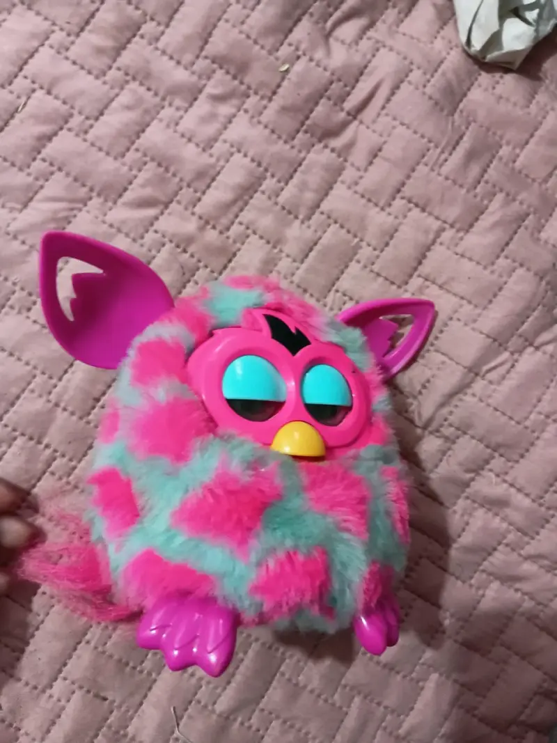 Juguete interactivo Furby rosa y celeste - 1