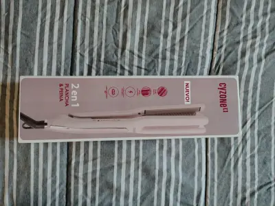 Plancha y peineta 2 en 1 Cyzone nueva - miniatura 1