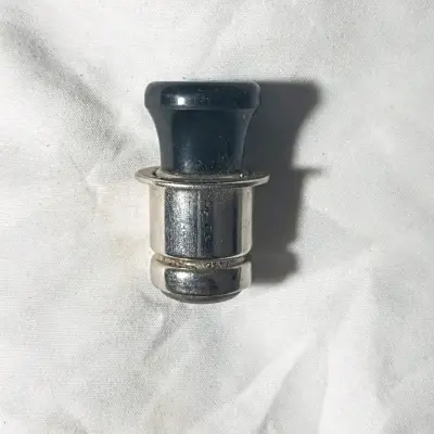 Encendedor de auto metálico portátil - miniatura 2