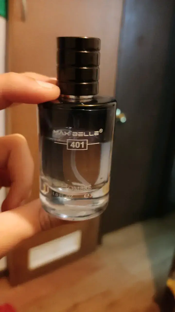 Perfume Max Belle 401 para hombre 30ml - 2