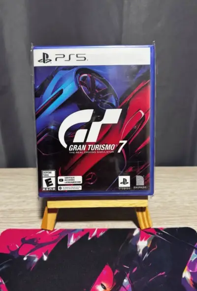 Gran Turismo 7 para PS5 en excelente estado - miniatura 1