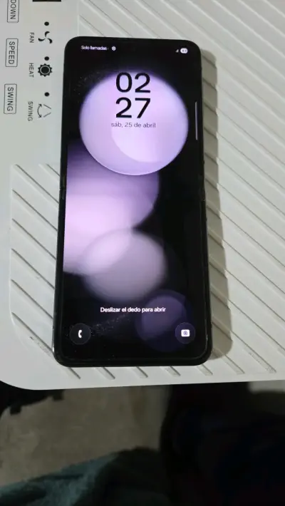 Smartphone Samsung Galaxy ZFLIP 5 - miniatura 5