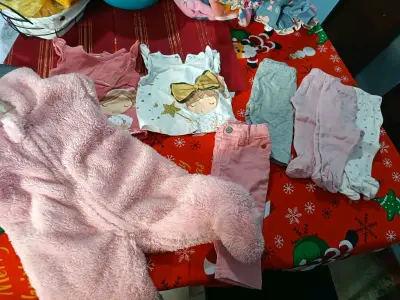 Lote de bodys para bebé con diseños variados - miniatura 5