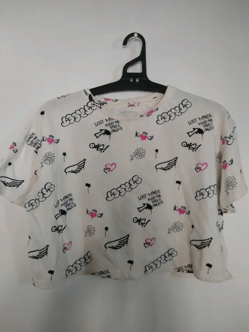 Blusa floral de manga corta para mujer y más - 3
