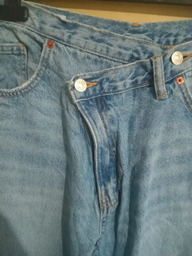 Jens talla 46 Marca zara modelo botones cruzados - 3