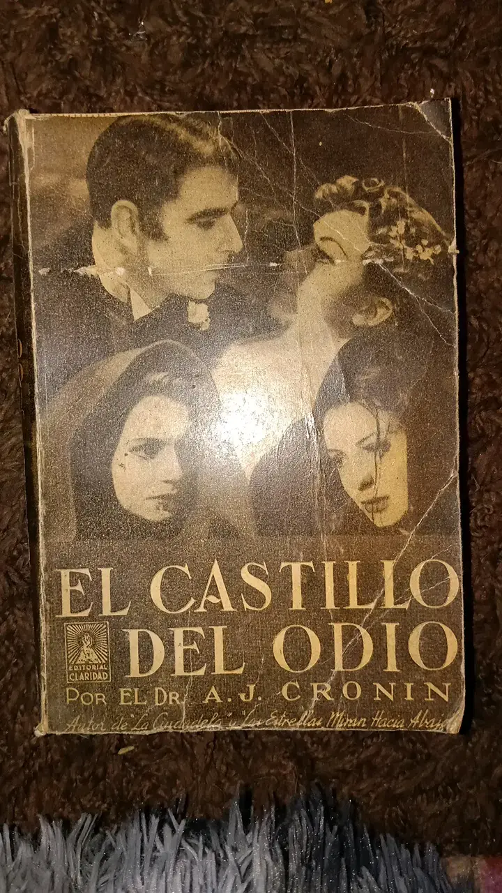 Libro antiguo 'El Castillo del Odio' A.J. Cronin - 1
