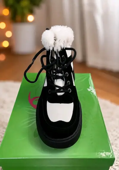 Botas de invierno con forro de piel sintética - miniatura 2