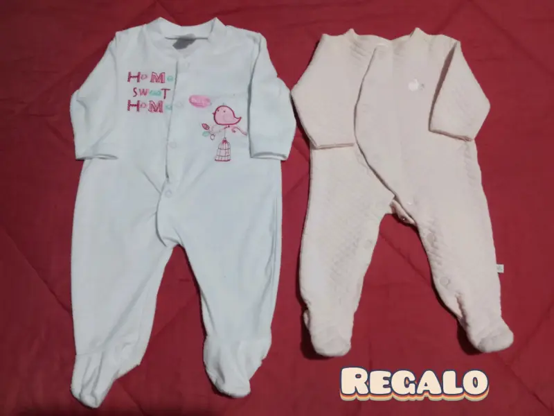 Lote de pijamas para bebita - 4